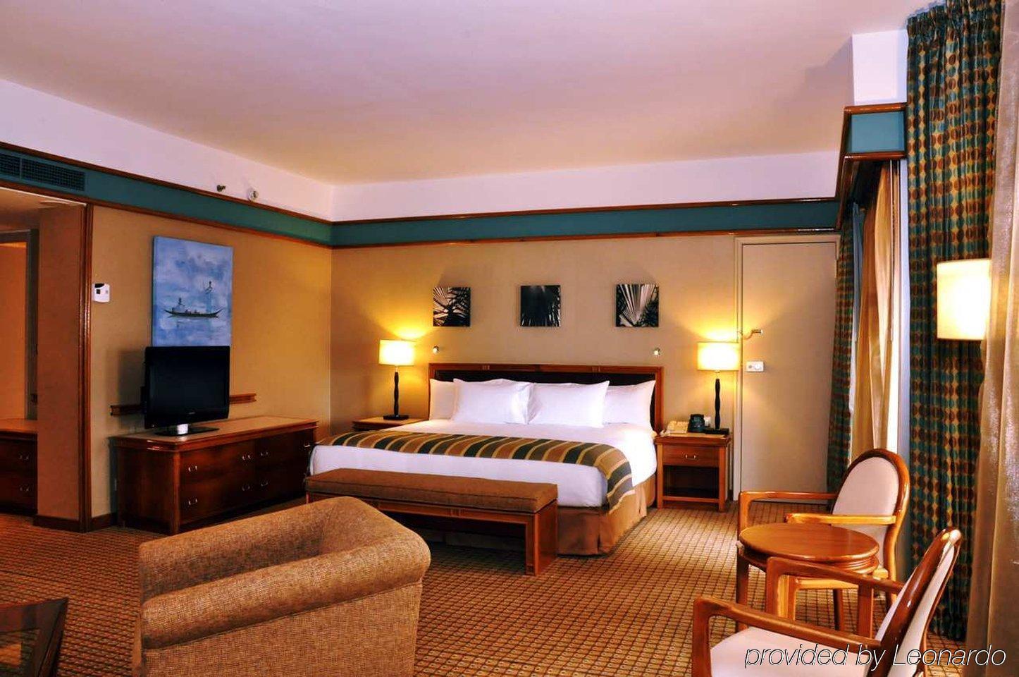 Готель Hilton Яунде Номер фото